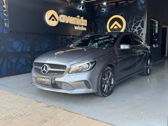 MERCEDES-BENZ A 200 1.6 TURBO 16V FLEX 4P AUTOMÁTICO